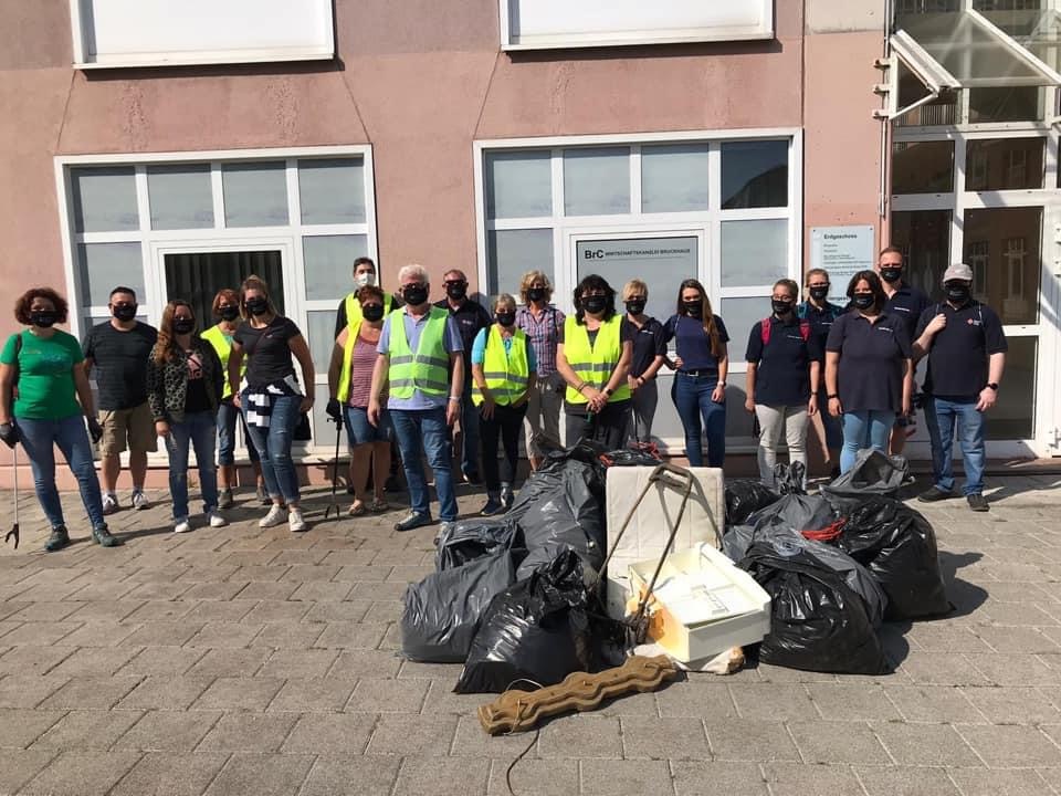 Dudweiler sammelt Müll - (Saarland)