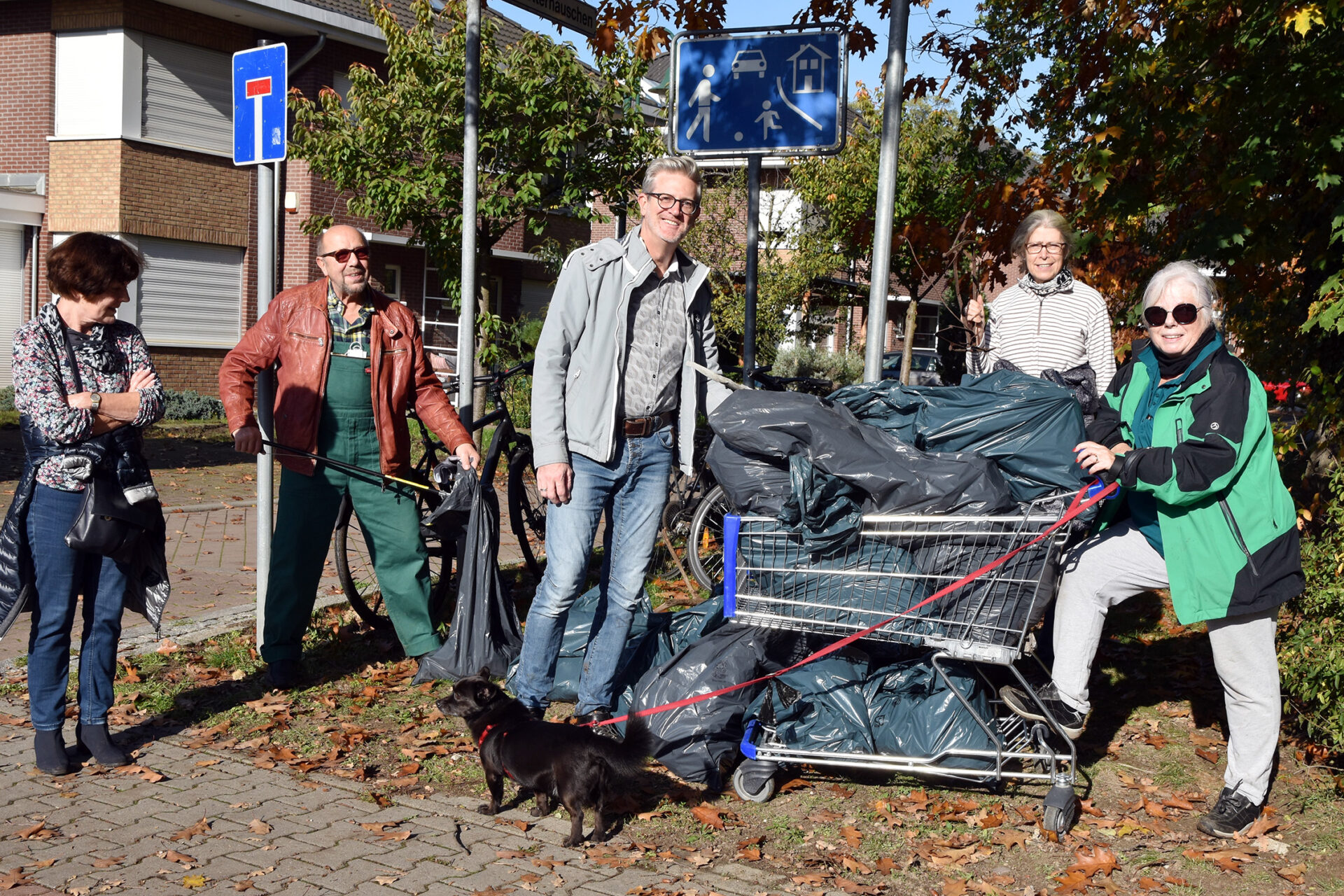 Kleinmachnower Herbstputz 2023 am World Cleanup Day (Brandenburg)